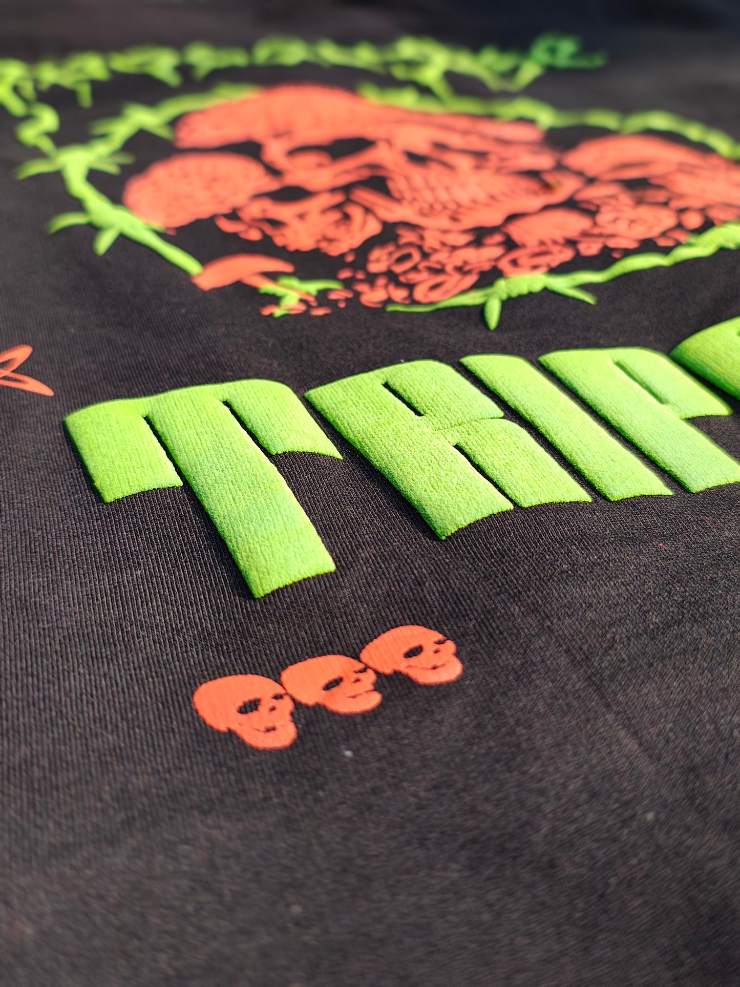 APOCALYPTIC SHROOMS - Oversized T-shirt